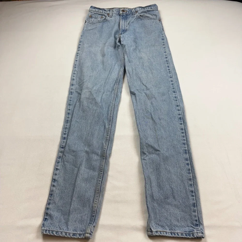 Vintage Levis 550 Relaxed Fit Tapered Leg Jeans Light Wash Made in USA 33x36